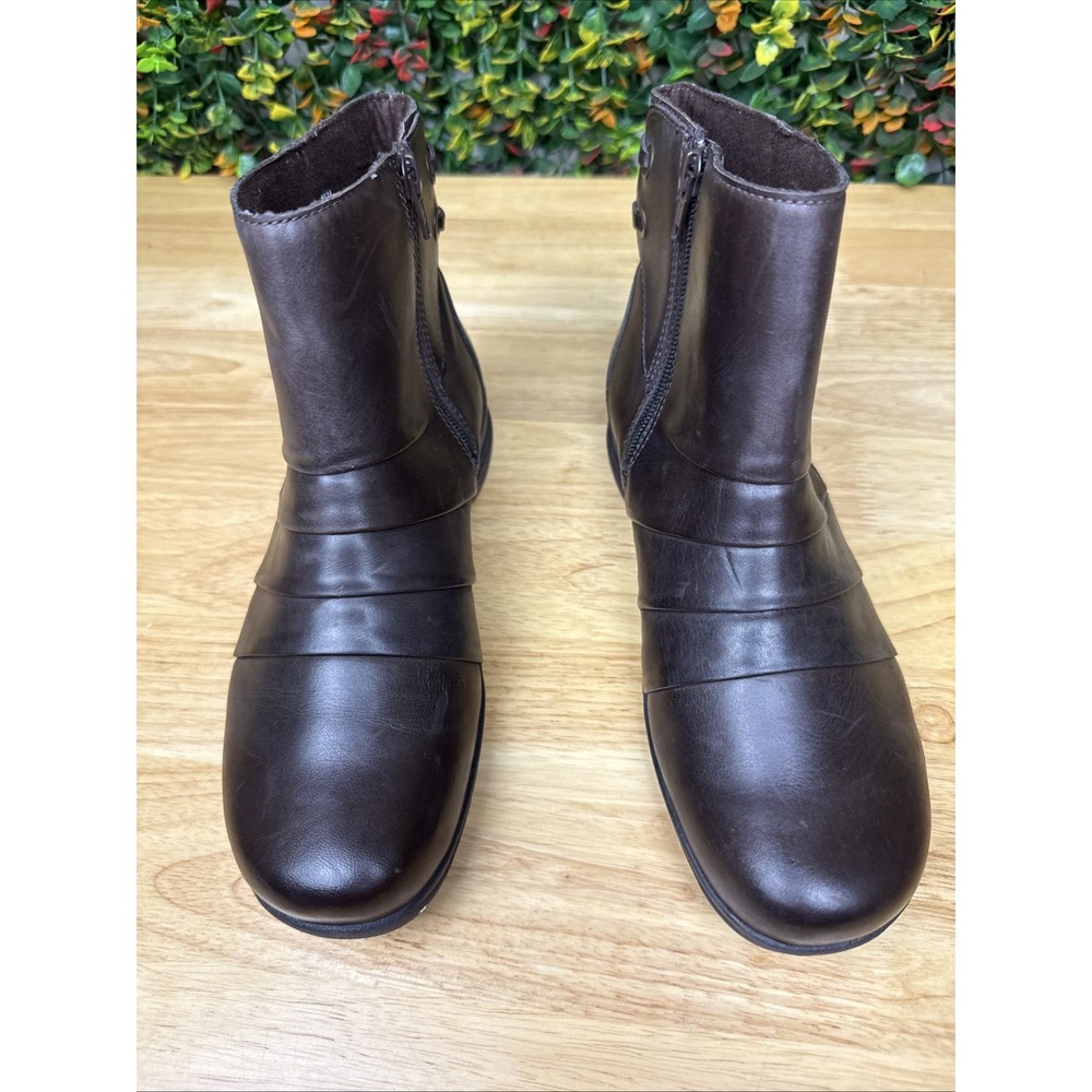Clarks Collection Zip Side‎ Leather Mid Rise Boots  26102919 Brown Women's 8 GUC - Picture 2 of 13